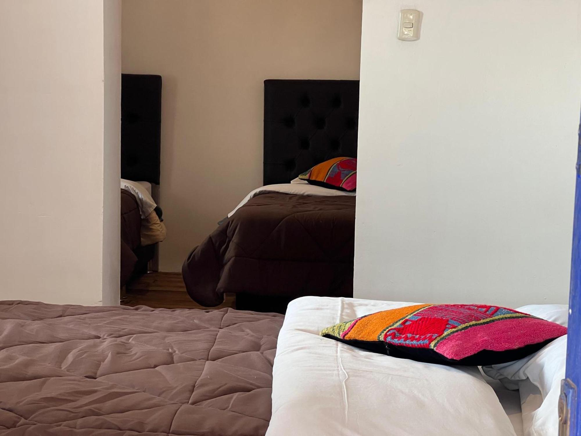 Hostal Auquis *